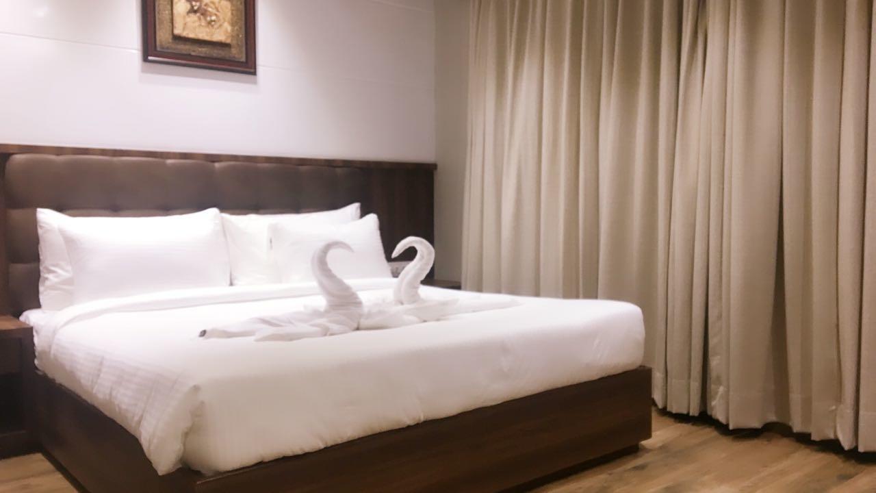Hotel City Crown Mandsaur Exterior photo