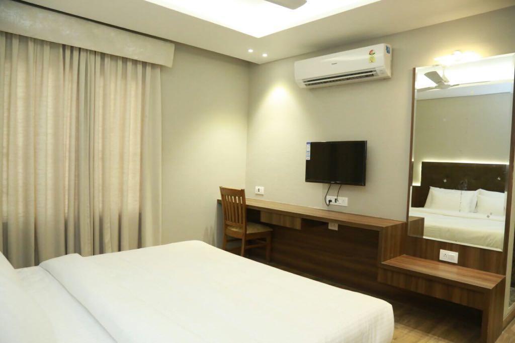 Hotel City Crown Mandsaur Exterior photo